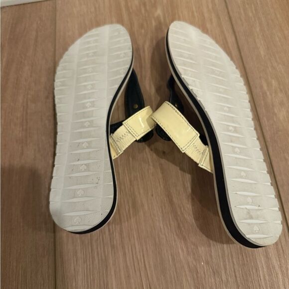 Kate Spade Cream and Black Sandals Minimalist Design - Picture 5 of 5